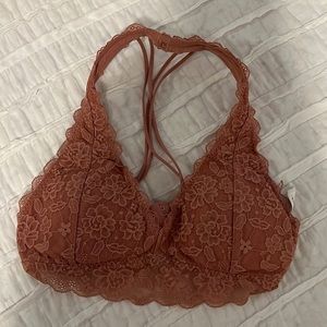 gilly hicks brallete. Coral